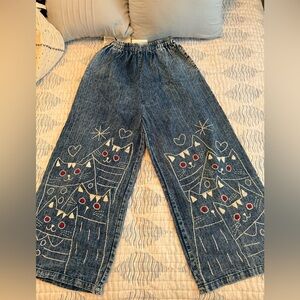 The cutest Cat embroided Denim Wide-Leg Pants - Blue with Red Accents